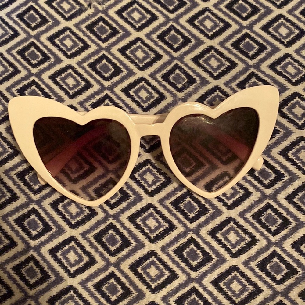 Cute glasses - Picture 3 of 8